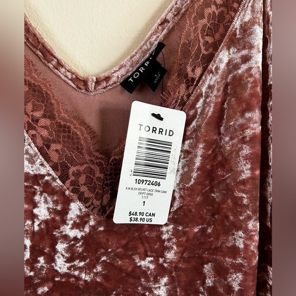 Torrid velvet lace cami - Picture 3 of 4